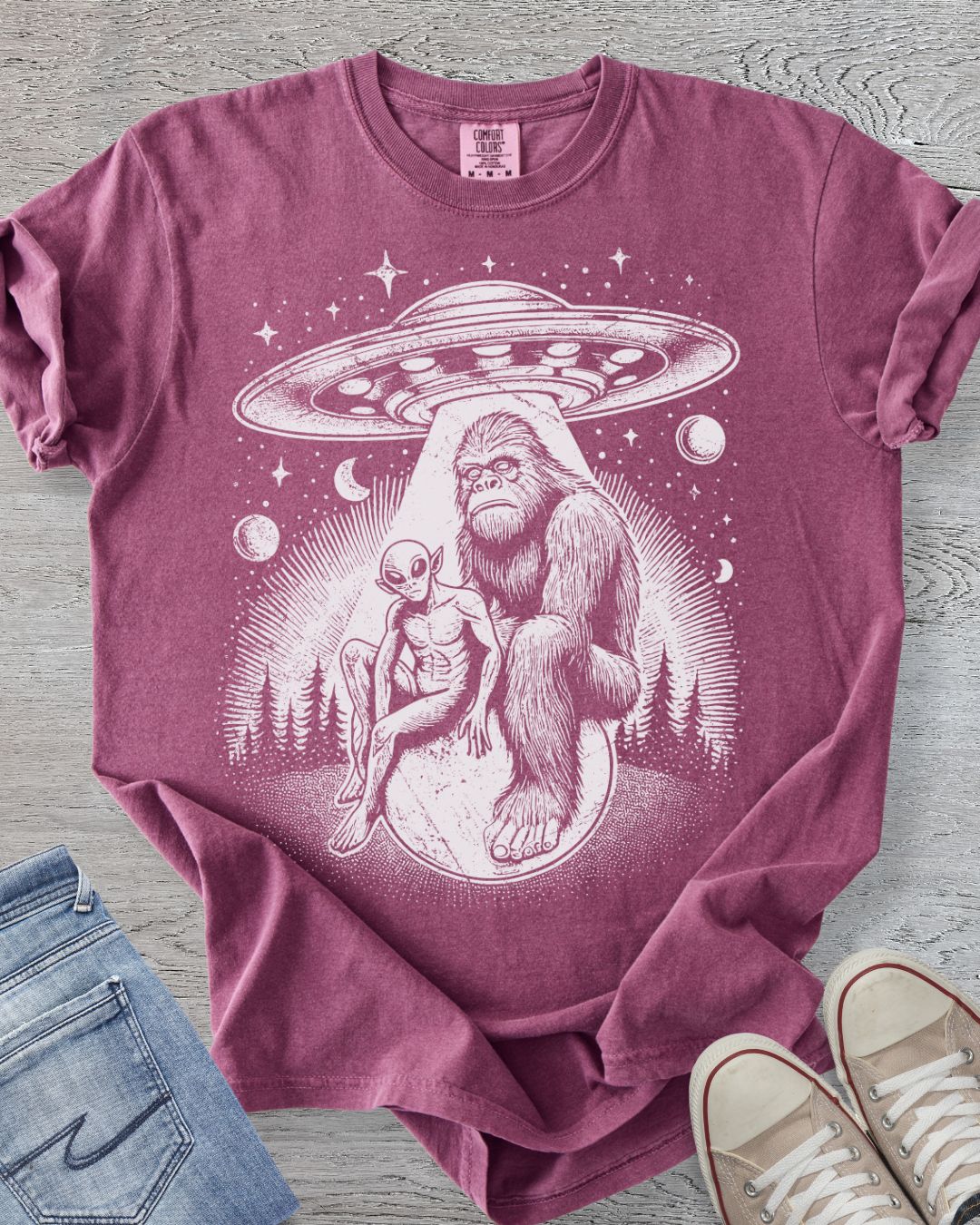 Bigfoot & Alien UFO Tee