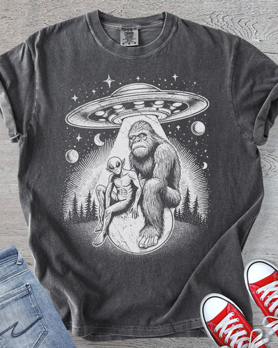 Bigfoot & Alien UFO Tee