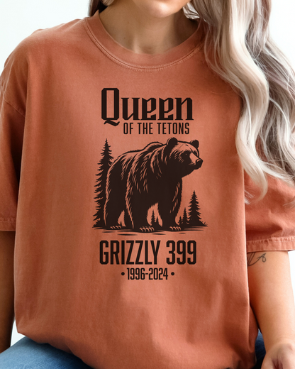 Queen of Tetons: In Memory Grizzly 399 Premium Tee