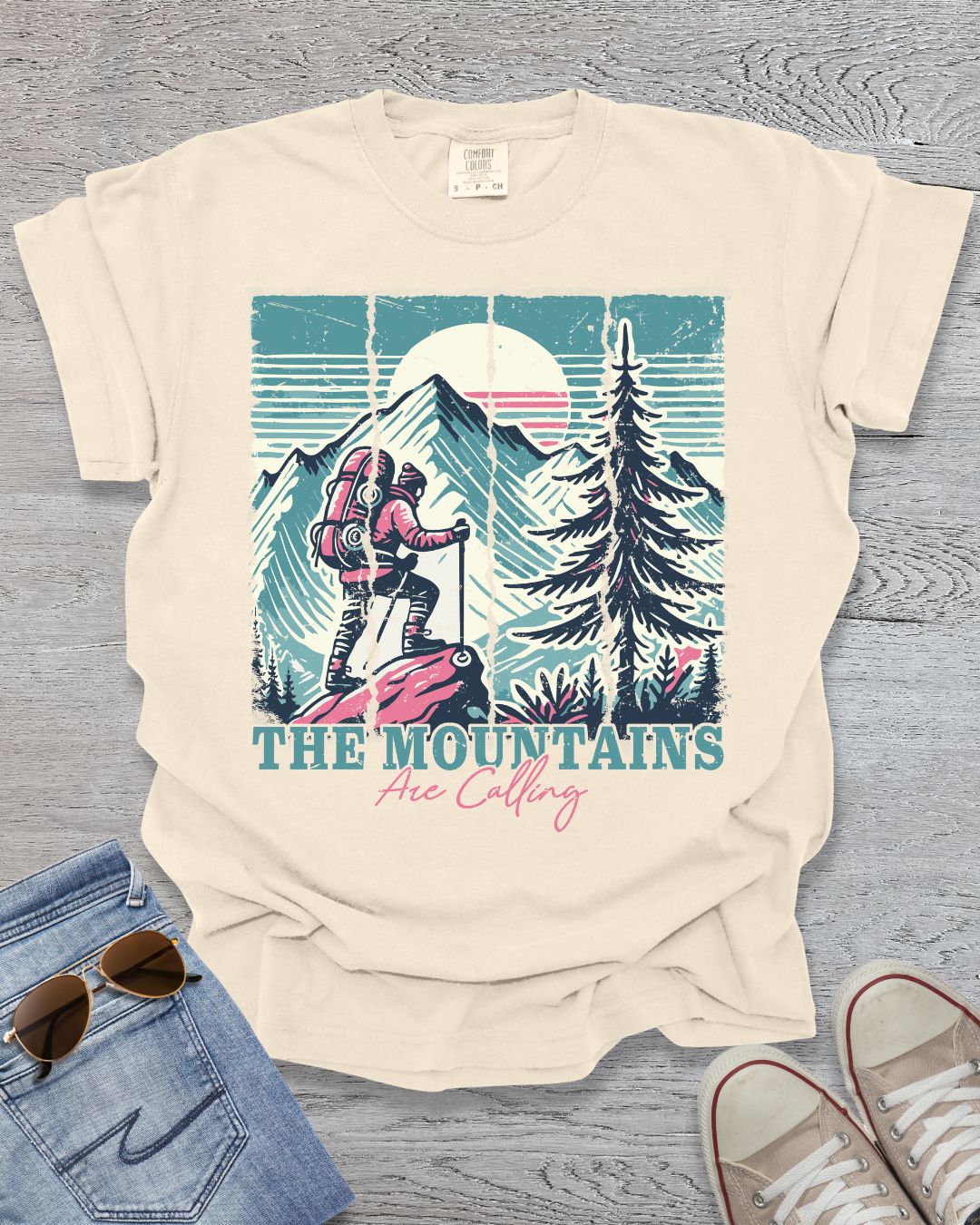 Vintage Mountains Premium Tee