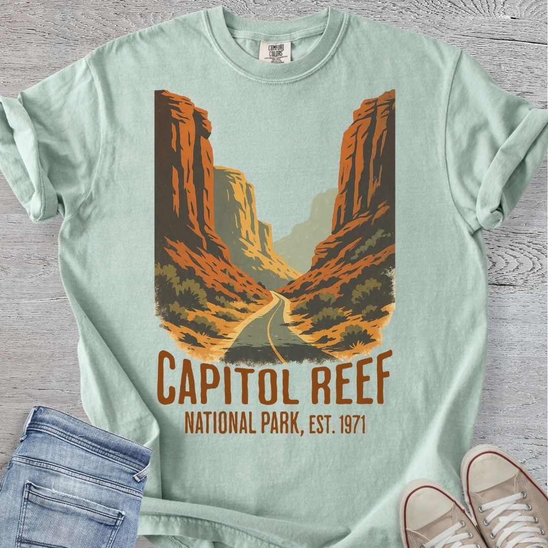 Capitol Reef NP Premium Tee