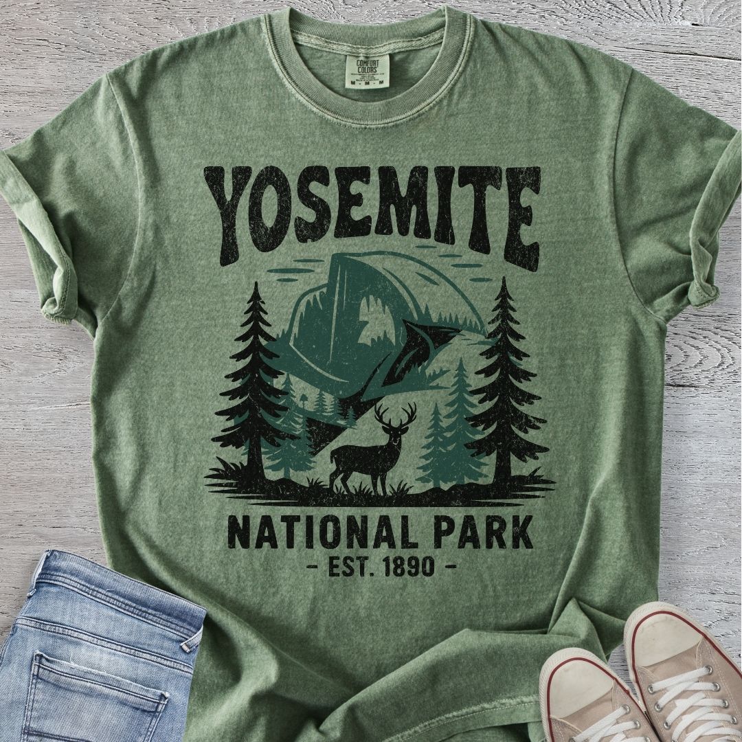 Distressed Yosemite NP Premium Tee