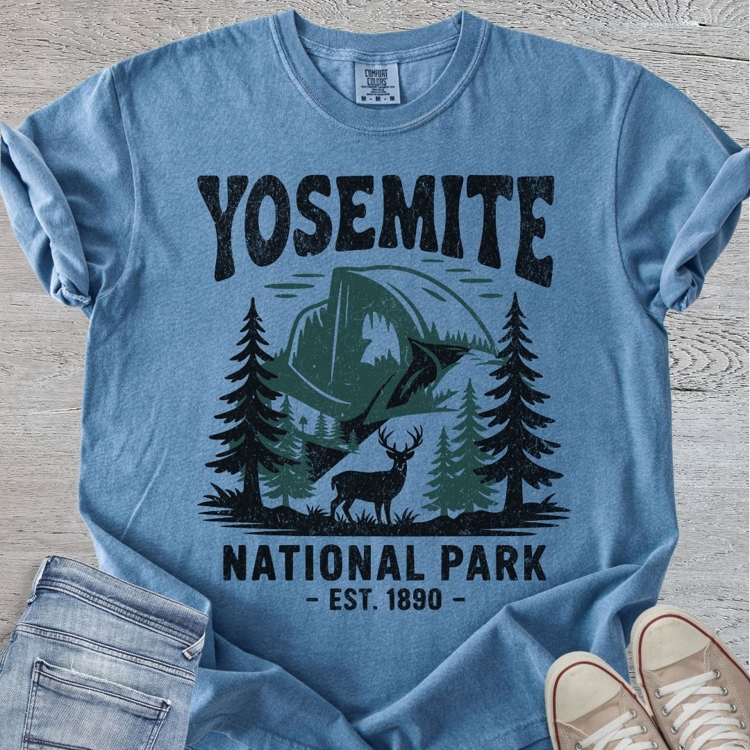 Distressed Yosemite NP Premium Tee