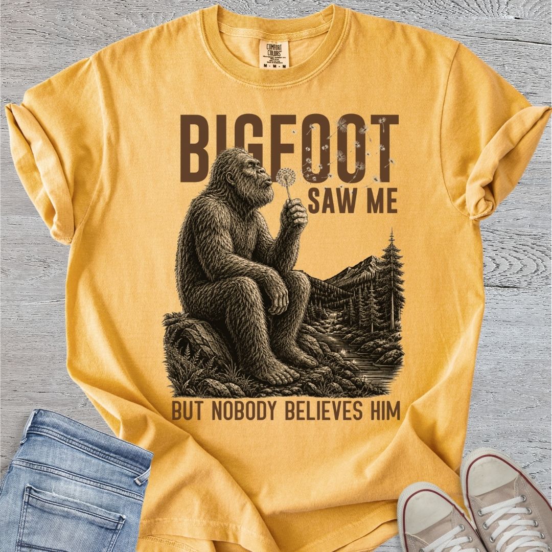 Bigfoot Saw Me Premium Tee