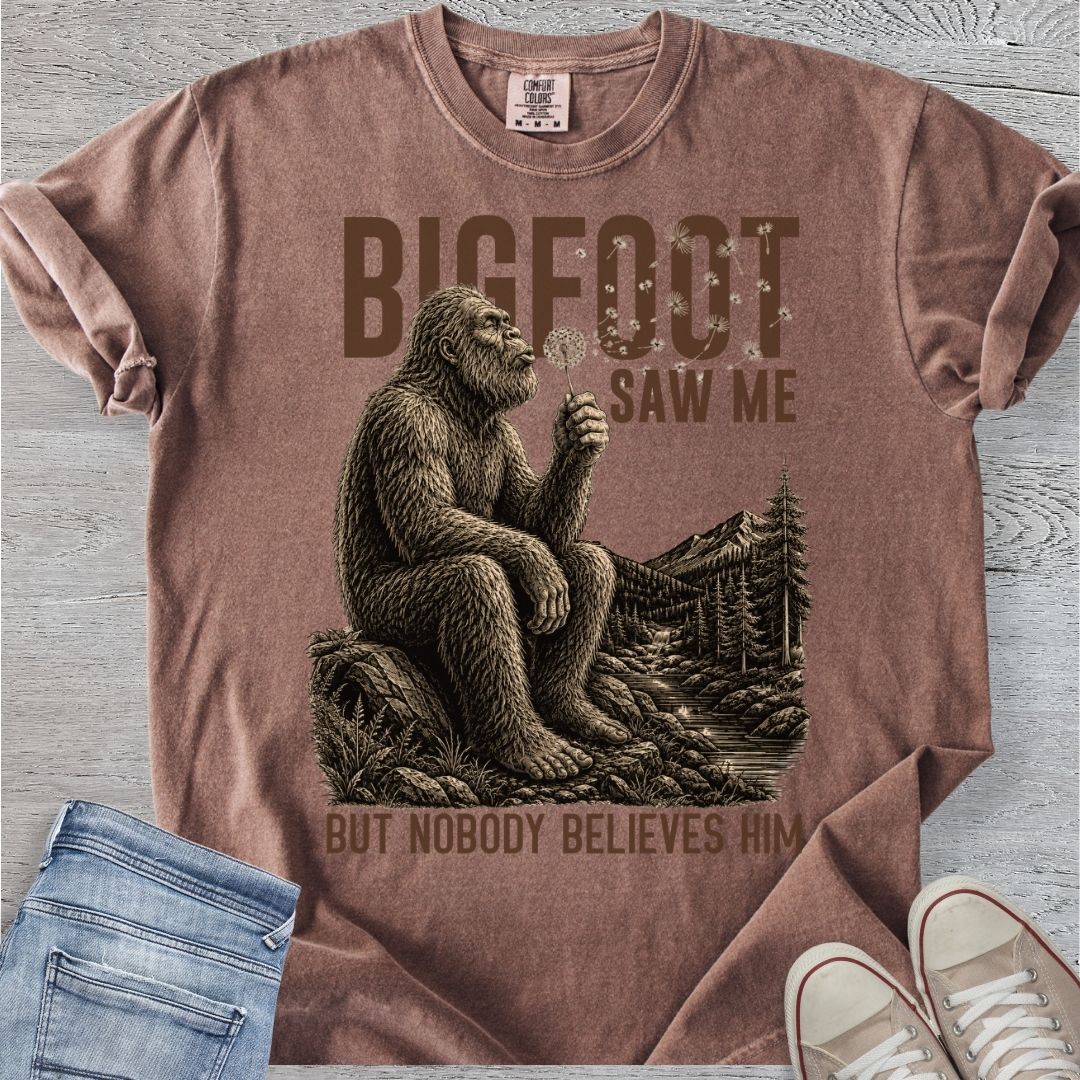 Bigfoot Saw Me Premium Tee