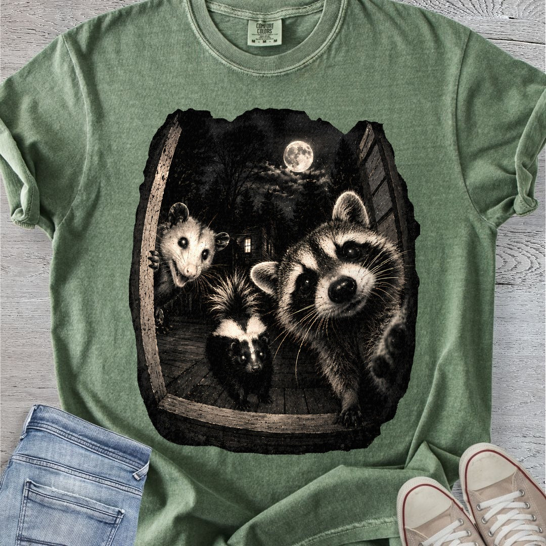 Trailcam Selfie Premium Tee
