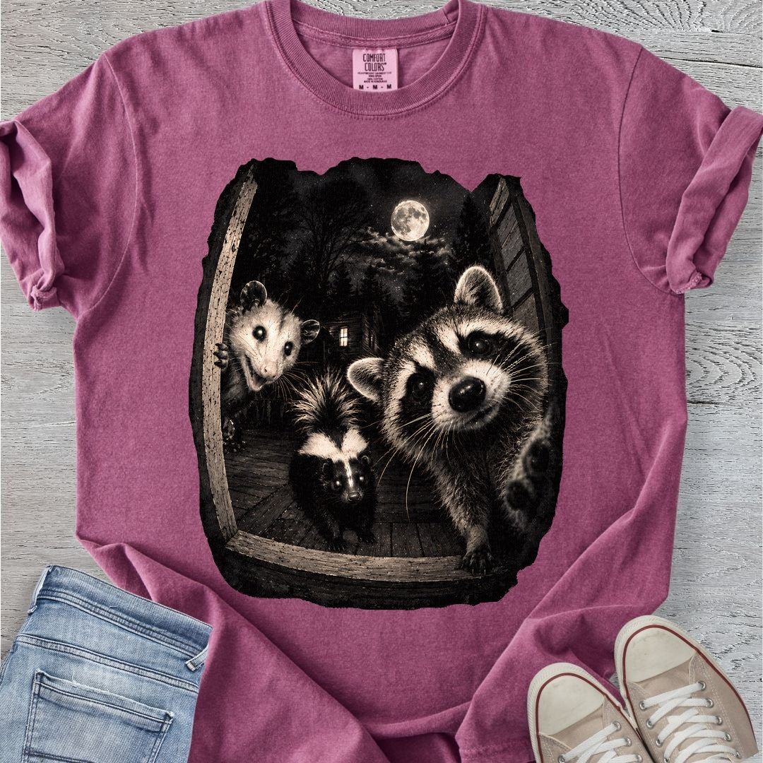 Trailcam Selfie Premium Tee