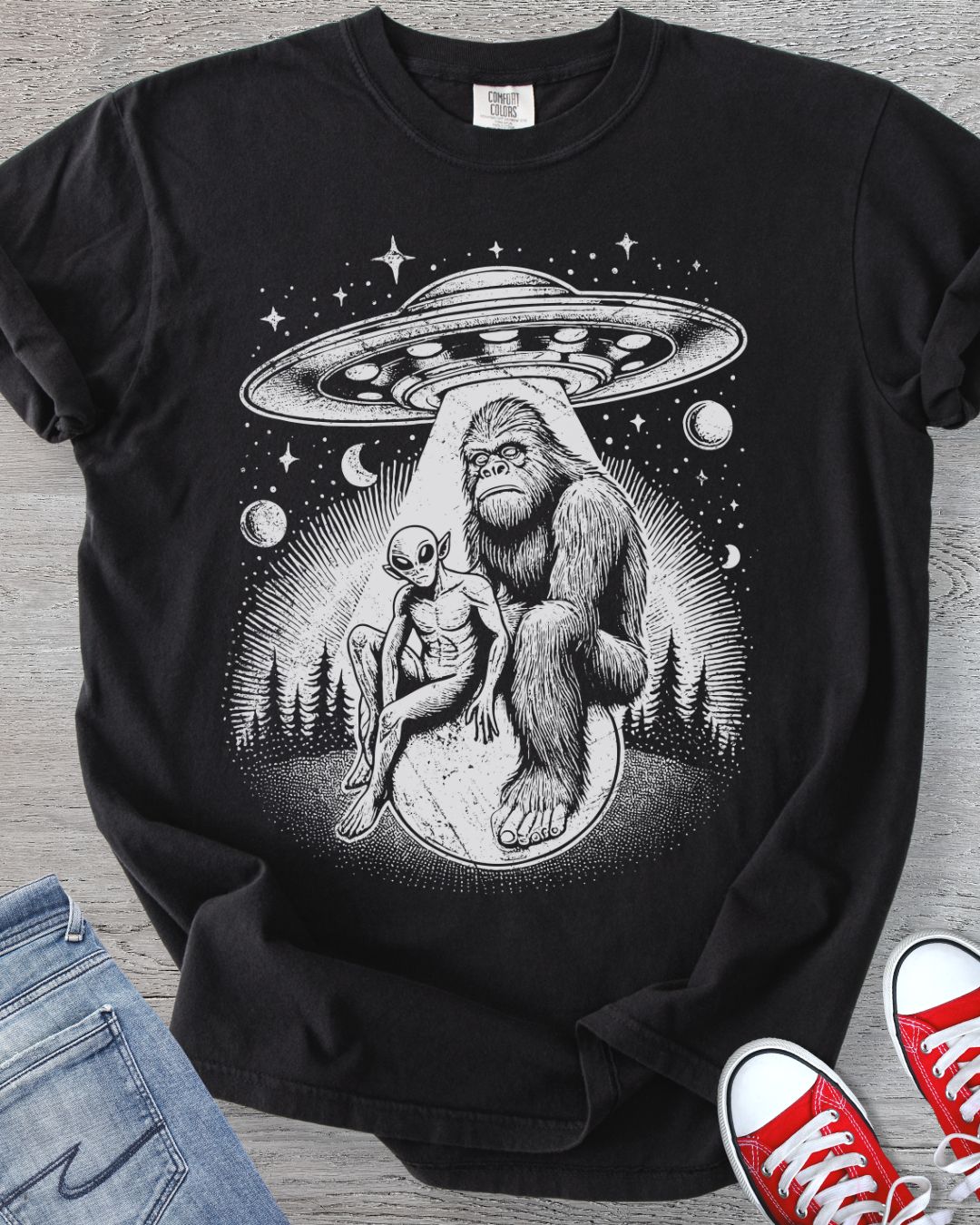 Bigfoot & Alien UFO Tee