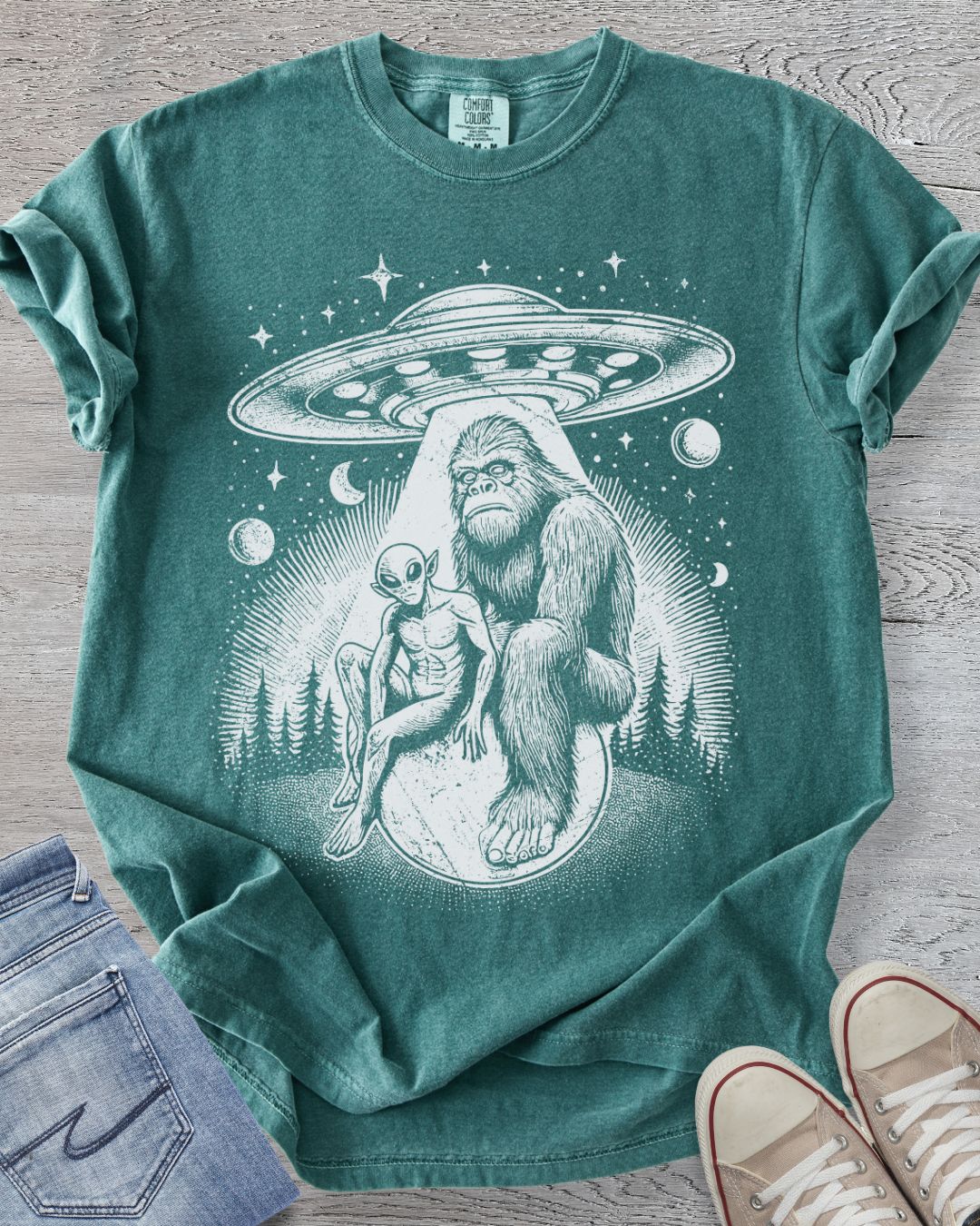 Bigfoot & Alien UFO Tee