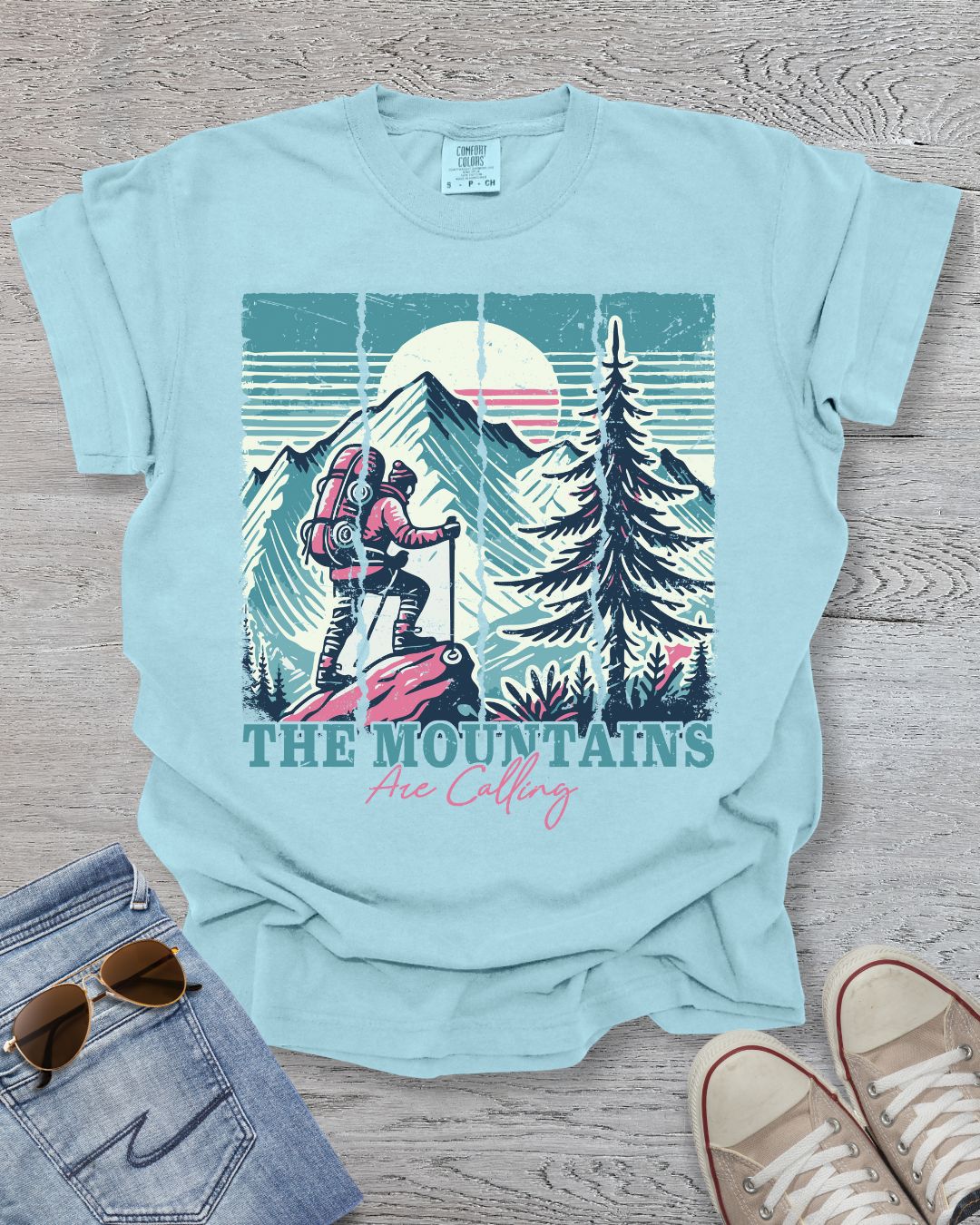 Vintage Mountains Premium Tee