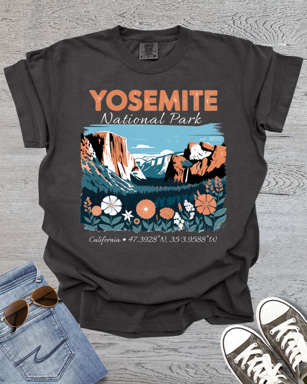 Yosemite National Park Tunnel View Premium Tee