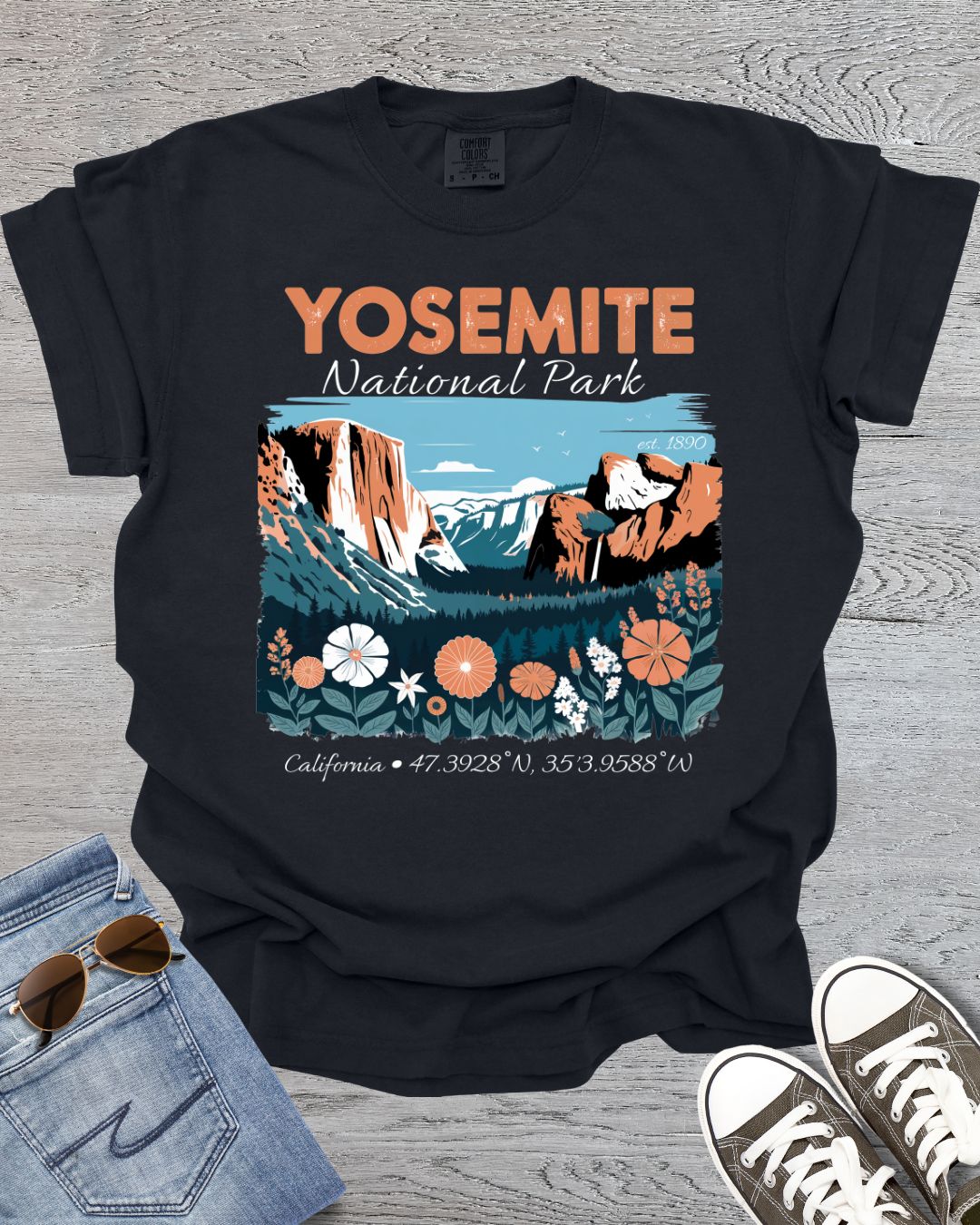 Yosemite National Park Tunnel View Premium Tee