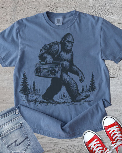 Bigfoot Hiker Premium Tee